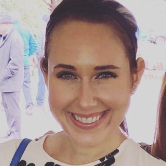 Meet your Posher, Megan - Picture 2 of 2